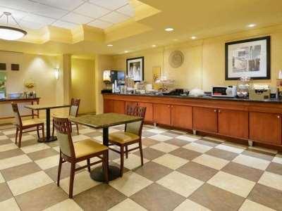 Hampton Inn Mount Vernon Exterior photo